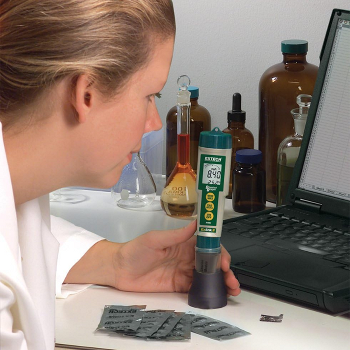 Extech DO600 Waterproof Dissolved Oxygen Meter