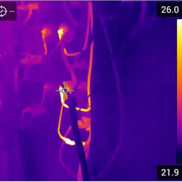Teledyne FLIR E76 42 14 Advanced Thermal Imaging Camera thermal view electrical wiring heat signature display.
