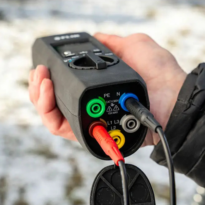 Teledyne Flir T560 detachable lens thermal imaging camera.