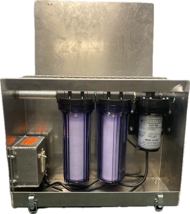 Two filters in a narrow case