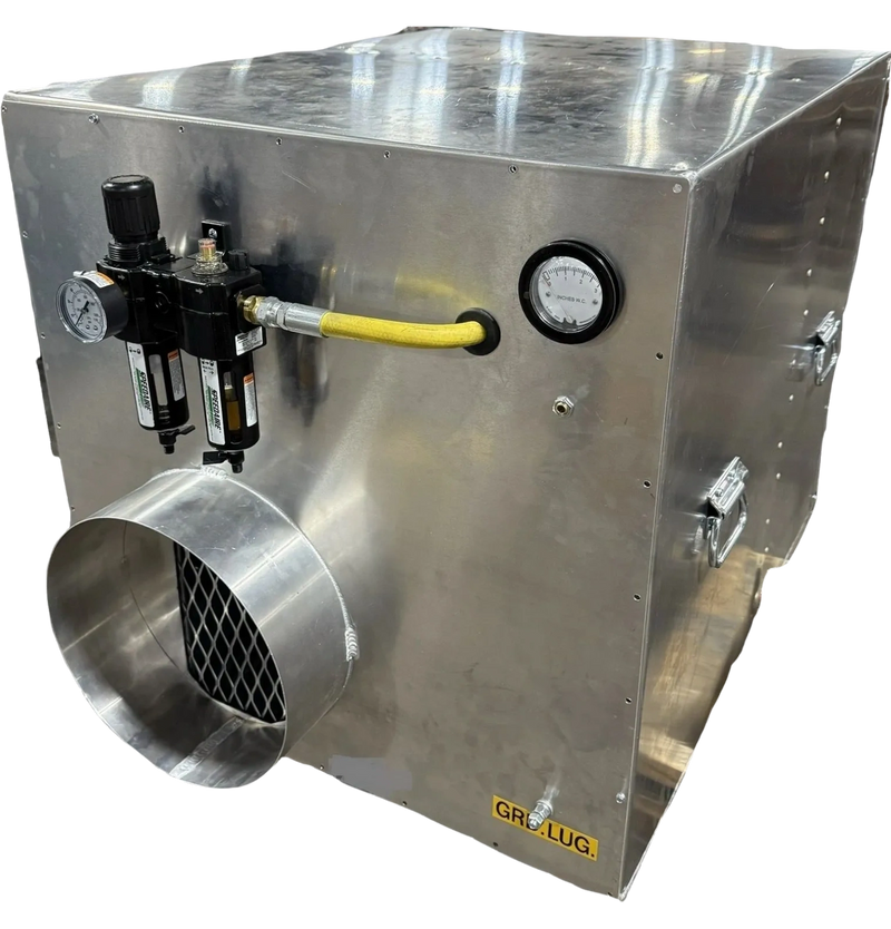 Aerospace America Aeroclean 9169 pneumatic air scrubber with regulator, lubricator and air hose on the front panel