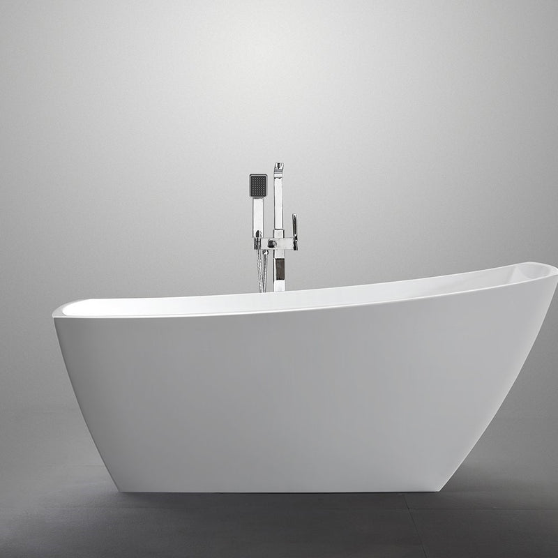 Bellaterra Home BA7525 Albi 67" freestanding tub, white high gloss, installed in a bathroom, shot 2