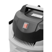 Dapper Supply 6-gallon wet/dry vacuum power switch closeup.