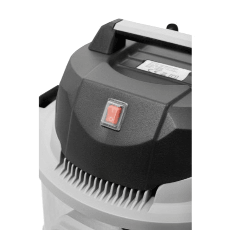 Dapper Supply 6-gallon wet/dry vacuum power switch closeup.