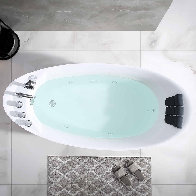 Empava EMPV-67AIS02 filled tub from above on white tile