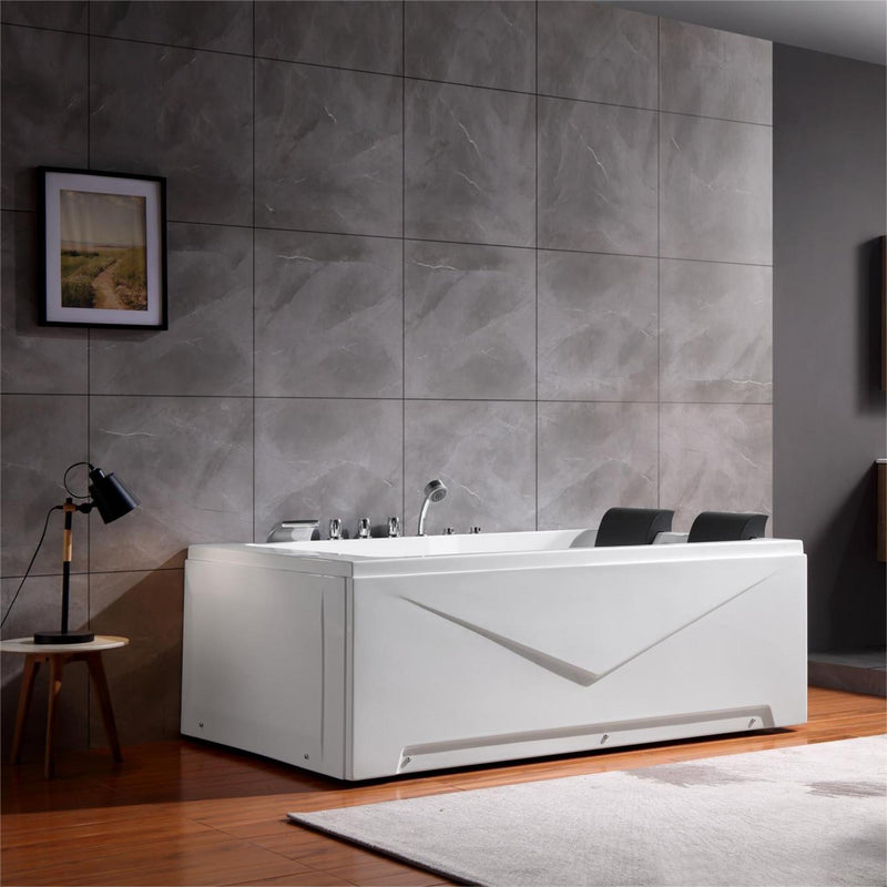 Empava EMPV-71JT667B alcove tub in a modern bathroom, front view