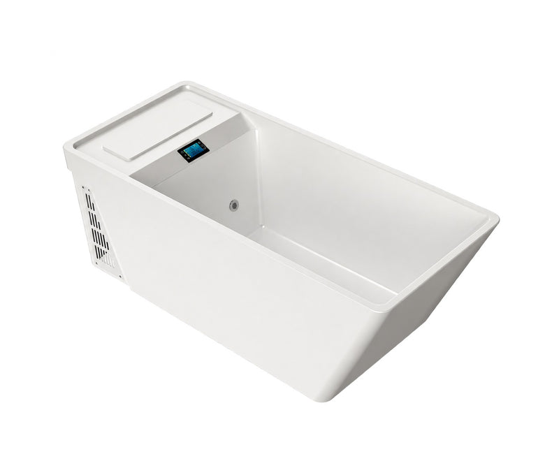 Empava EMPV-79CLF02 Cryo Nova cold plunge tub, three-quarter view with digital display