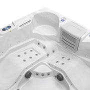 Empava EMPV-SPA3550 lounger seat and filter housing close-up