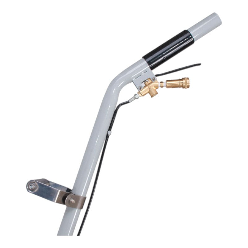 handle and valve design of edic triton carpet wand for superior control and comfort.