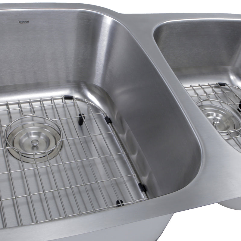 Nantucket Sinks NS503-16-CB close-up of the large bowl grid and the low divider
