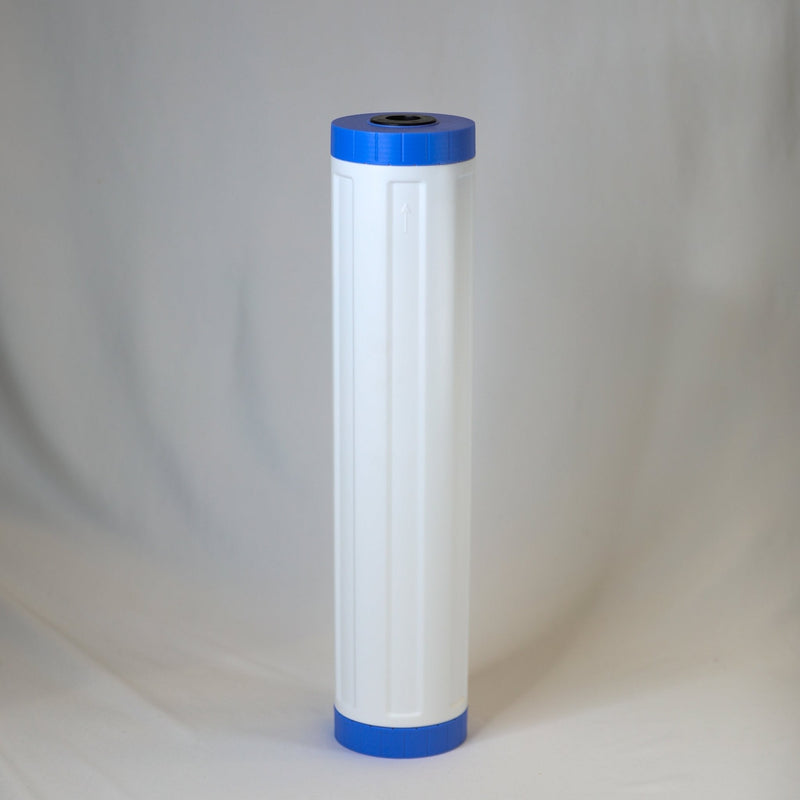 Tucker 4 x 20 refillable cartridge, blue caps, standing