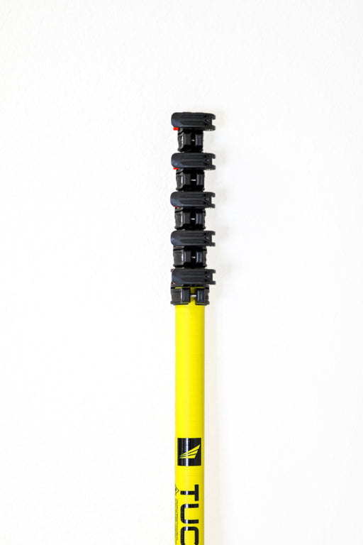 Tucker Bravo pole top clamps close-up