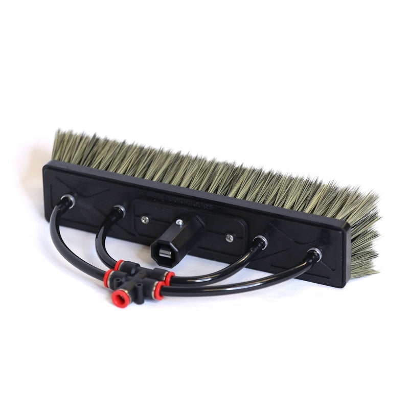 Tucker Honey Badger brush, rear view of socket and jets