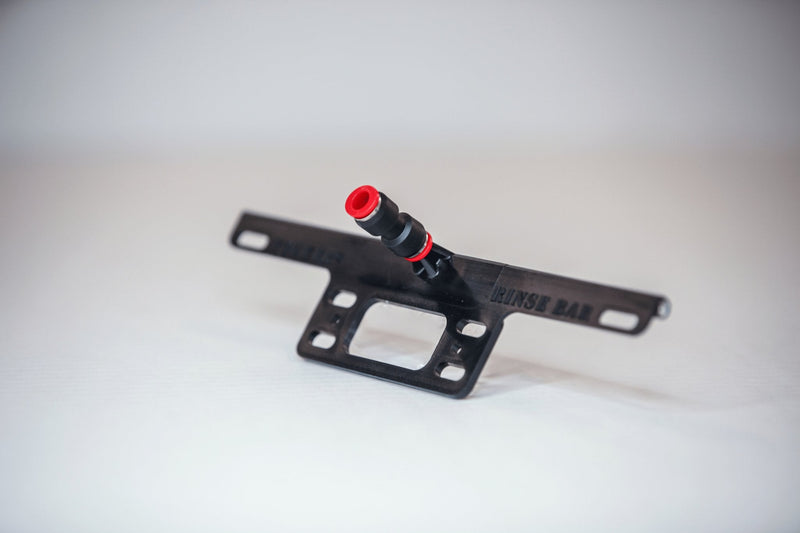 Tucker small plastic rinse bar, three-quarter view
