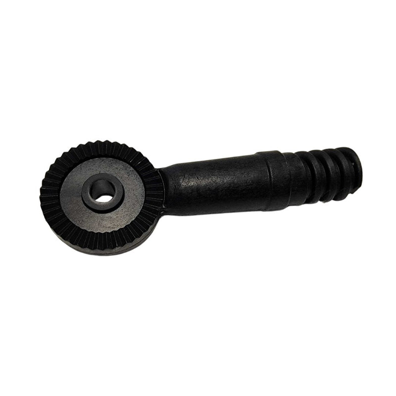 Tucker reach around adapter, toothed hub and threaded tip
