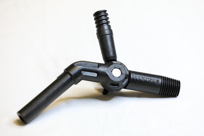 Tucker reach around gooseneck V2, angled