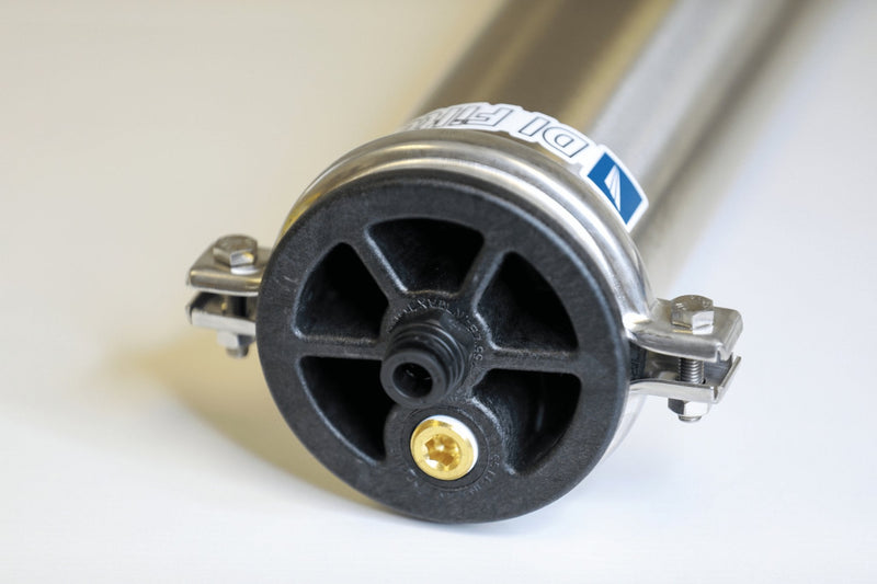Tucker stainless DI filter housing end cap and clamp