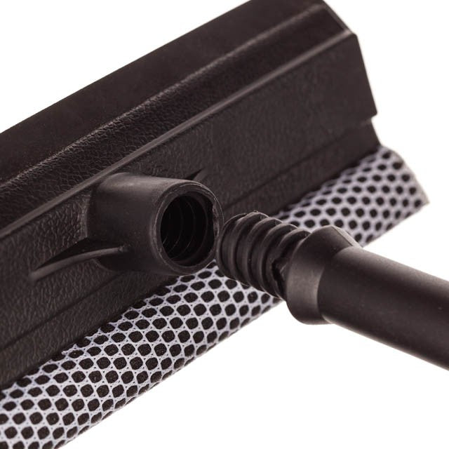 Unger Auto Squeegee, head and handle connection close-up