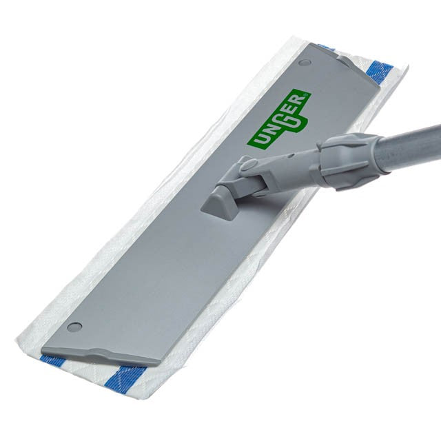 Unger Damp Mop Pad Holder, pad holder with a white mop pad fitted