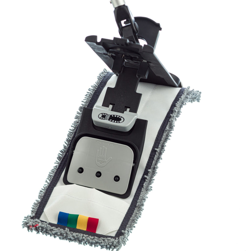 Unger Excella Pocket Mop Holder, holder fitted into a pocket mop
