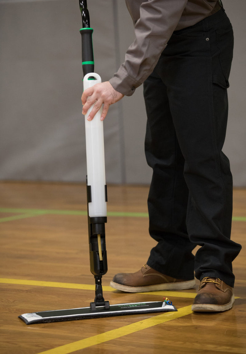 Unger Excella Starter Kit 18", mopping a floor, full view