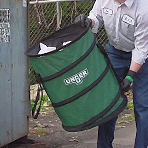 Unger NiftyNabber Bagger, carrying the bagger