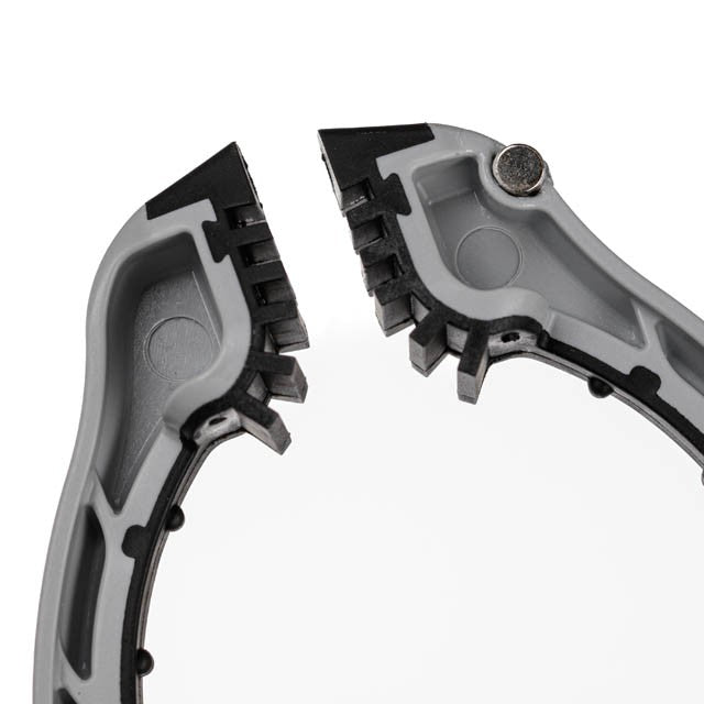 Unger NiftyNabber Grabber, jaw teeth close-up