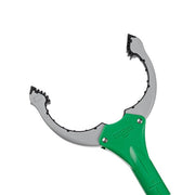 Unger NiftyNabber Trigger Grip, rubber-clawed jaw close-up