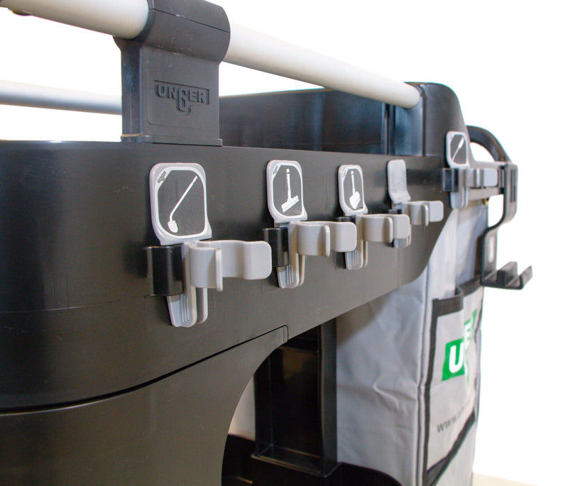 Unger Rx Omni Cleaning System Straight Pole, tool holder close-up