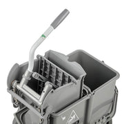 Unger Dual Compartment Mop Buckets 16Qt./15L, wringer and handle close-up