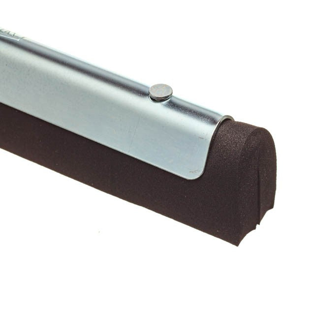 Unger SmartFit WaterWand Standard, foam blade close-up