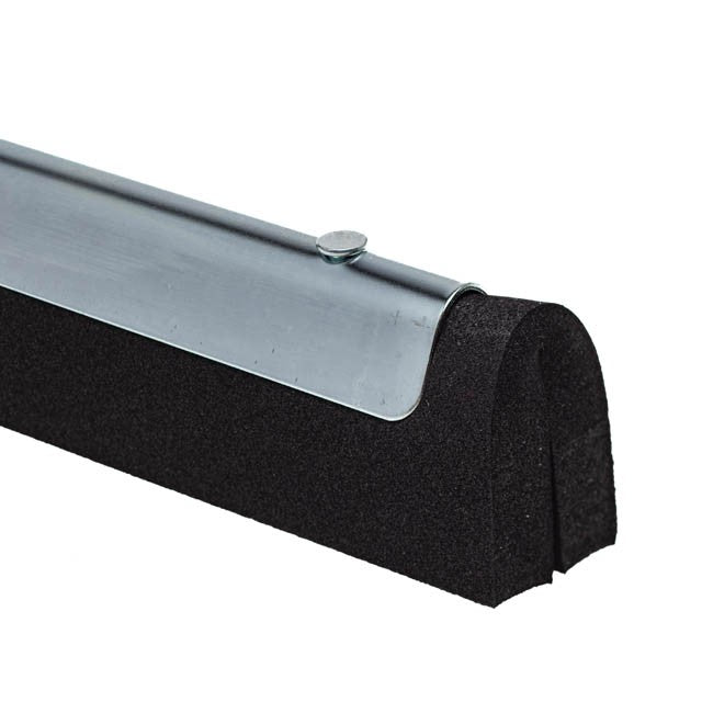 Unger WaterWand Standard Floor Squeegee 18"/45cm, foam blade close-up